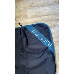 - couvre reins polaire imperméable Flags and cup, neuf, bleu marine, taille 125 (poney)