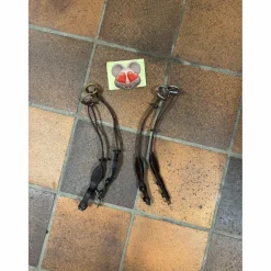 2 paires de montants releveur dy’on