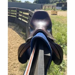 À vendre – Selle Jean-Luc Maurel havane 17,5”