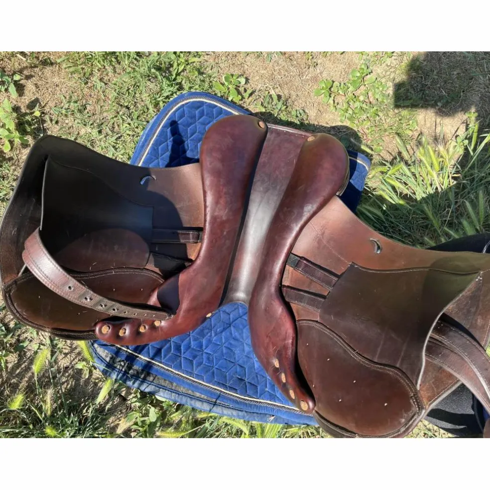 À vendre – Selle Jean-Luc Maurel havane 17,5”