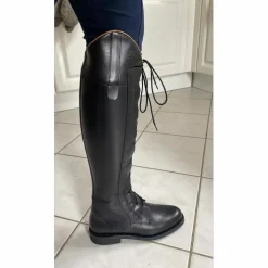 À vendre OU échanger bottes Charles de Nevel modèle Venus