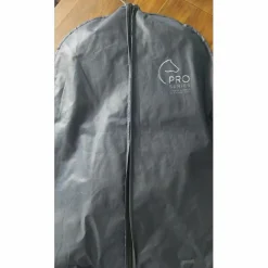 Airbag helite zip in vestes oscar et Gabrille + Equitheme