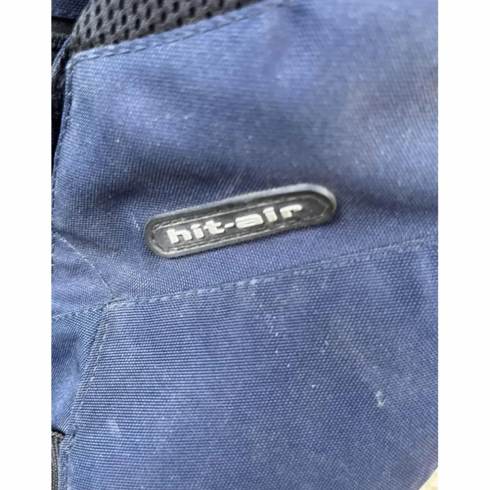 airbag hit air