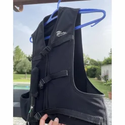 Airbag privileges equitation