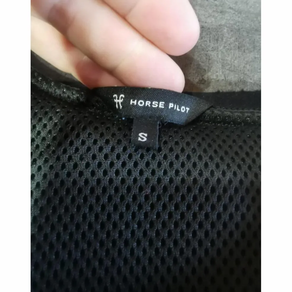 Airbage + bombers Horse Pilot