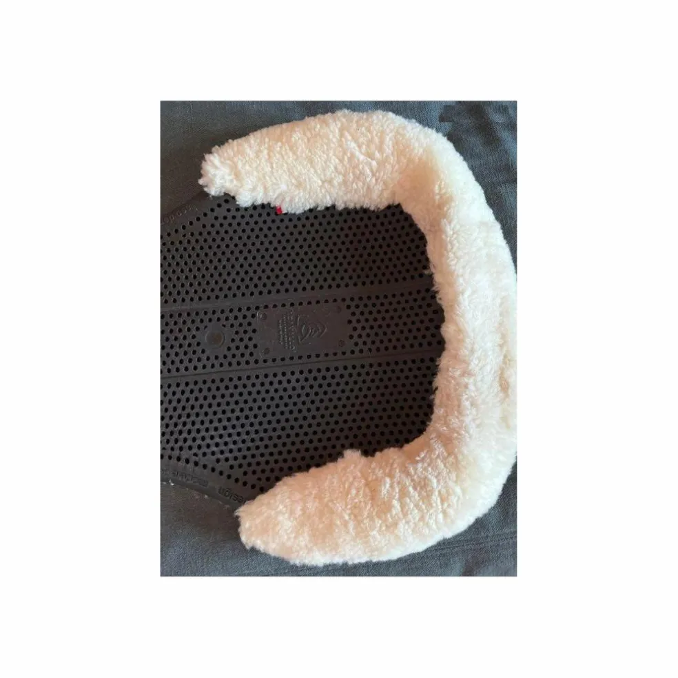 Amortisseur de dos gel Acavallo noir bordure mouton