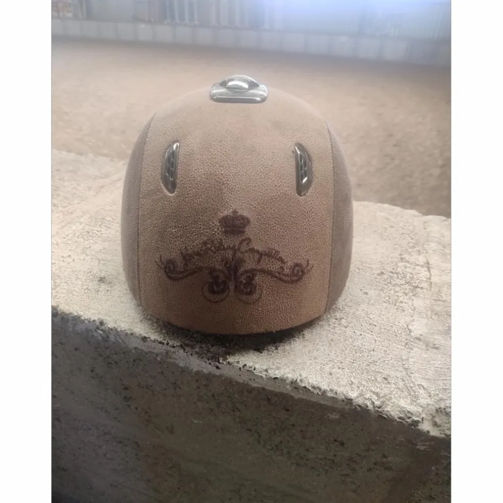 Bombe brune Fouganza