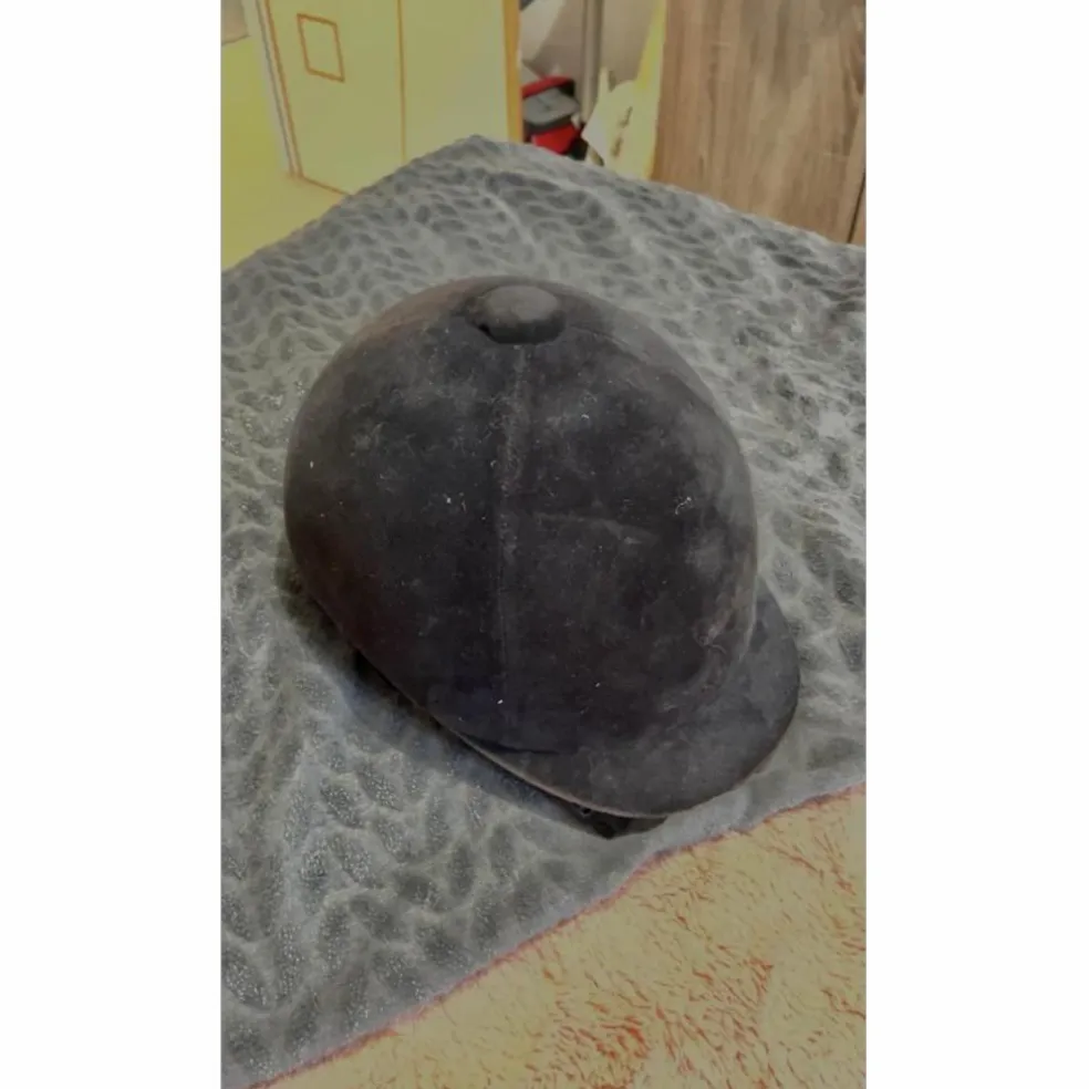 bombe noir velours noeu