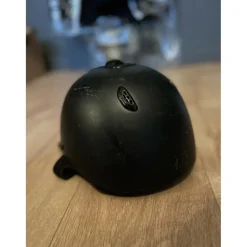 Bombe noire taille 56
