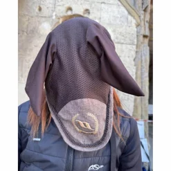 bonnet back on track