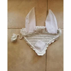 Bonnet blanc de concours
