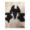 Bonnet court assorti velvet moutarde avec strass