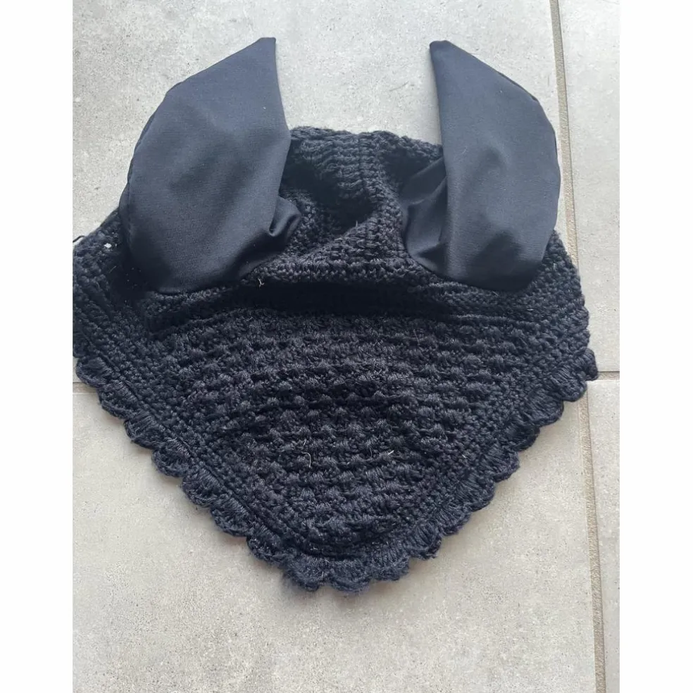 Bonnet court bleu marine