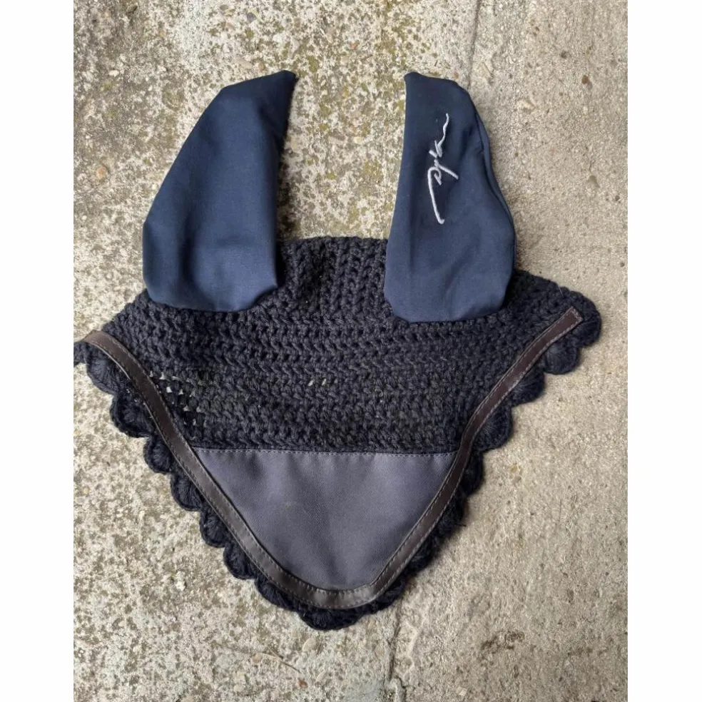 Bonnet Dyon