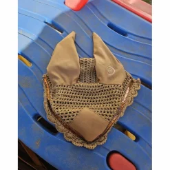 Bonnet equitheme