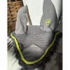 bonnet gris liseré vert