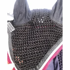 bonnet harcour noir et bordeaux