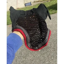 bonnet harcour noir et rouge