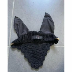 Bonnet HKM noir et or.