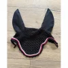 bonnet noir et rose