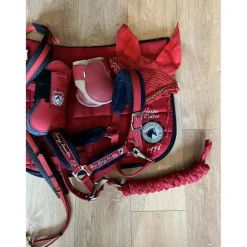 Bonnet rouge neuf !
