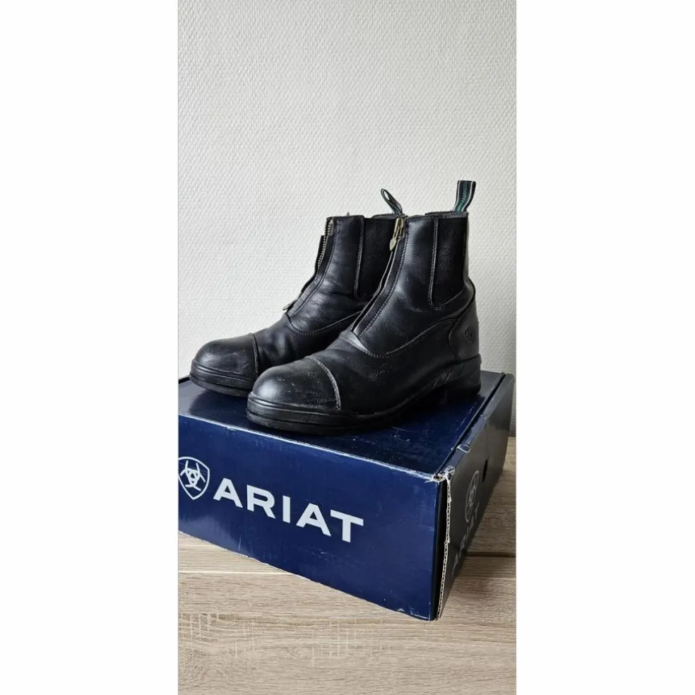 Boots Ariat Heritage IV Steel Toe 38,5