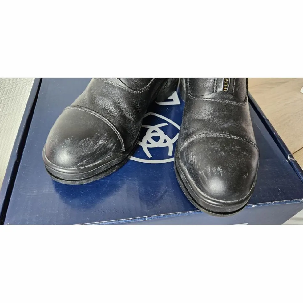 Boots Ariat Heritage IV Steel Toe 38,5