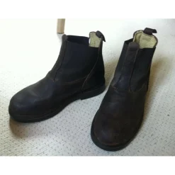 boots cuir marron T29