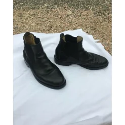 Boots en cuir noir sans lacets