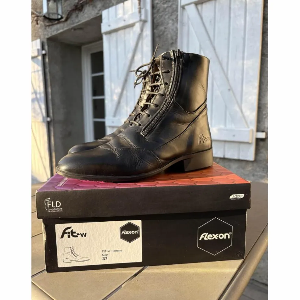 Boots Flex On