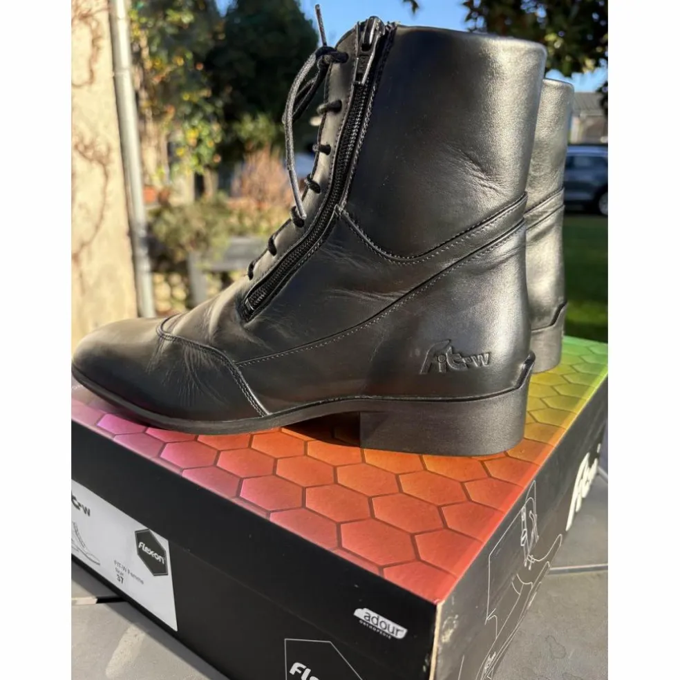 Boots Flex On