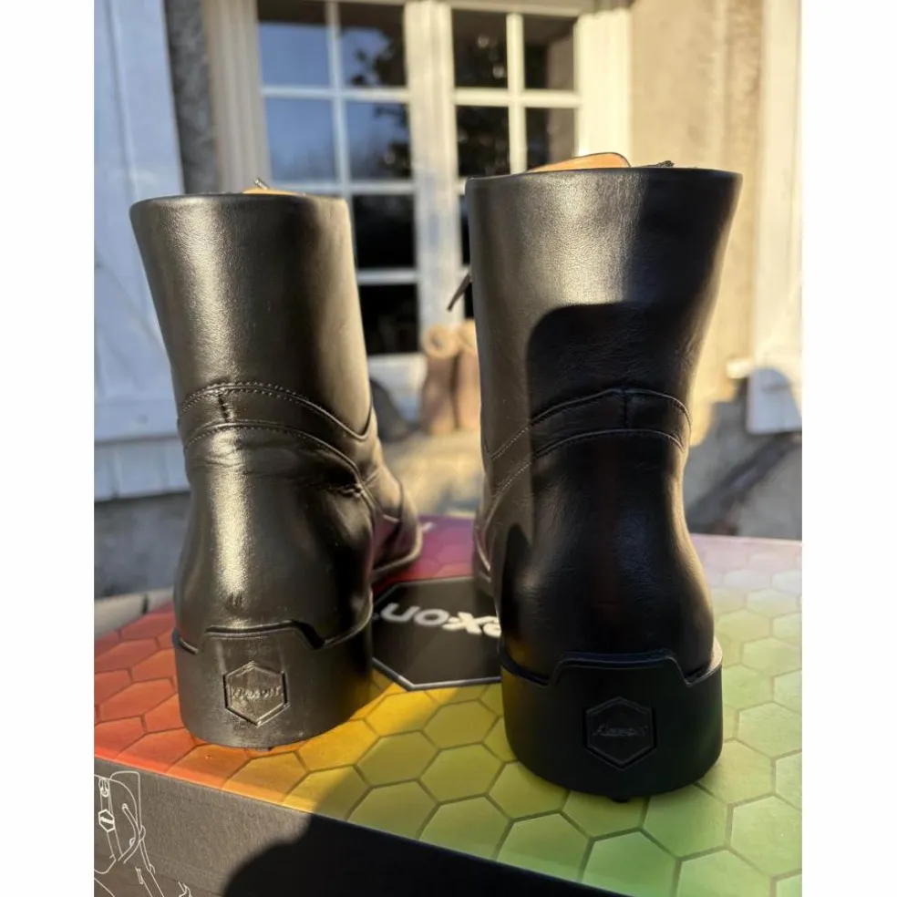 Boots Flex On