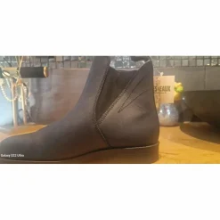 Boots neuves avec étiquette