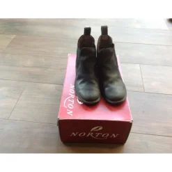 Boots Norton noires pointure 31