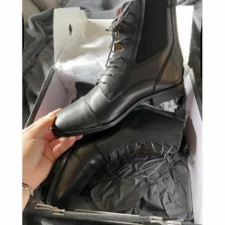 boots steed