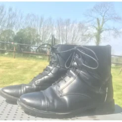 Boots Steeds