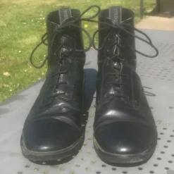 Boots Steeds