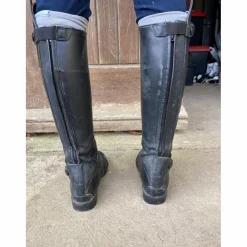 Bottes.