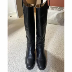 Bottes cuir noir