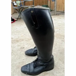 Bottes cuir noires