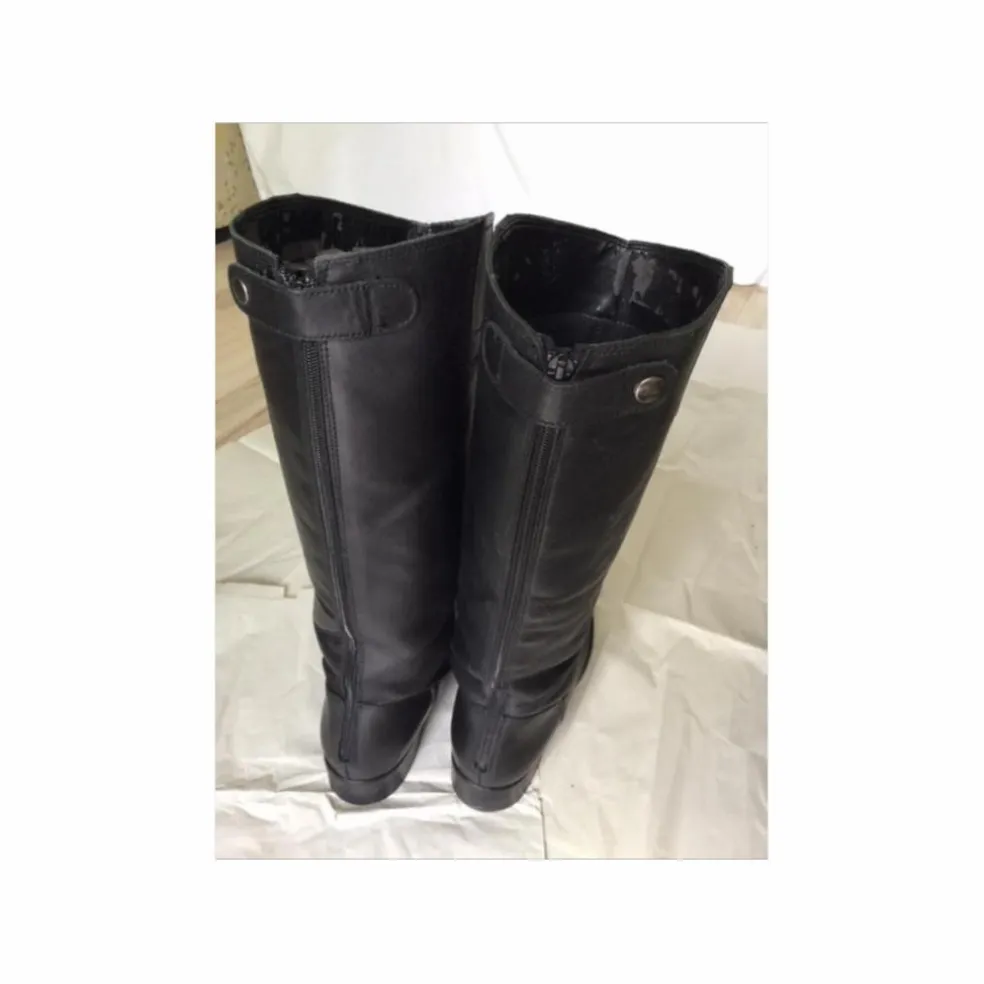 Bottes d’équitation en cuir noir T 40