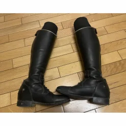 Bottes d'équitation Hathor Bottier sur mesure, personnalisées vernis noir/argent, de Janvier 2021, en très bon état