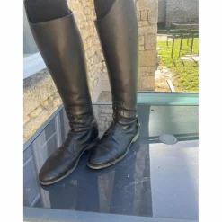 Bottes en cuir noir