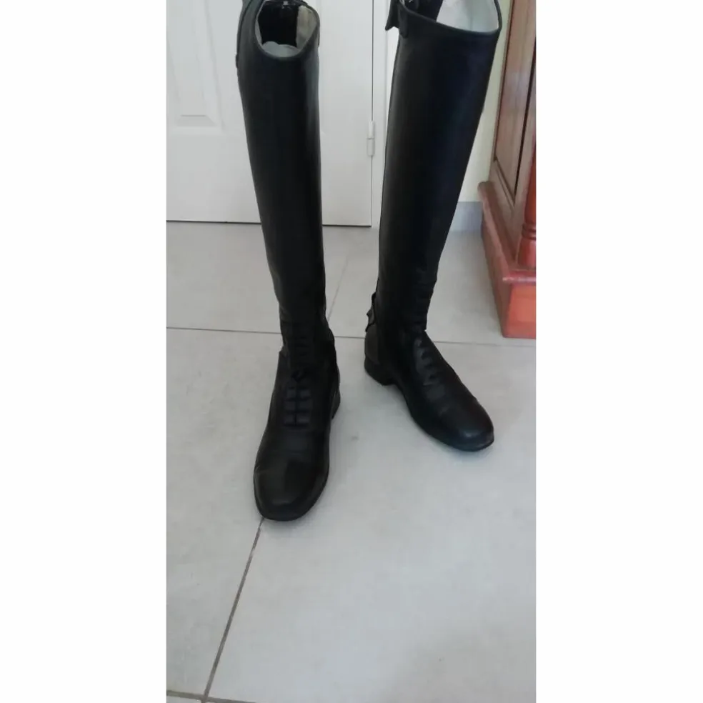 Bottes noires Félix Bühler 39 cuir