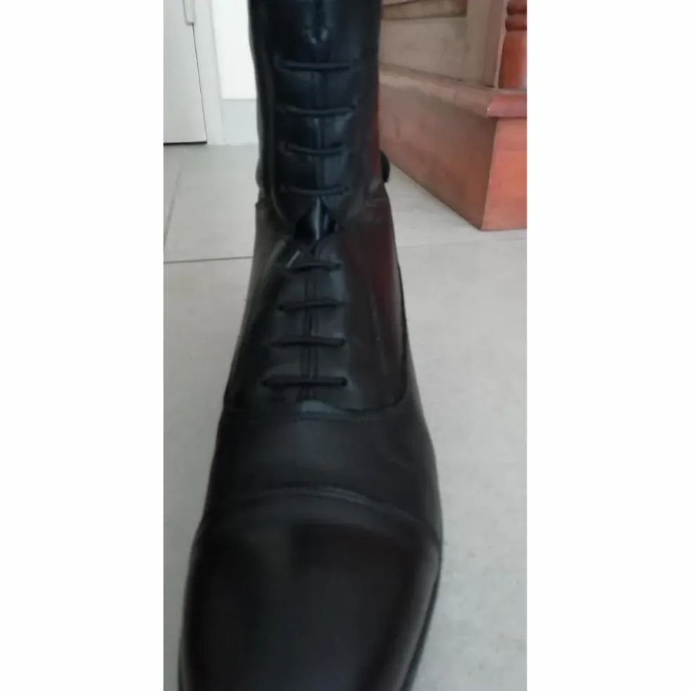 Bottes noires Félix Bühler 39 cuir