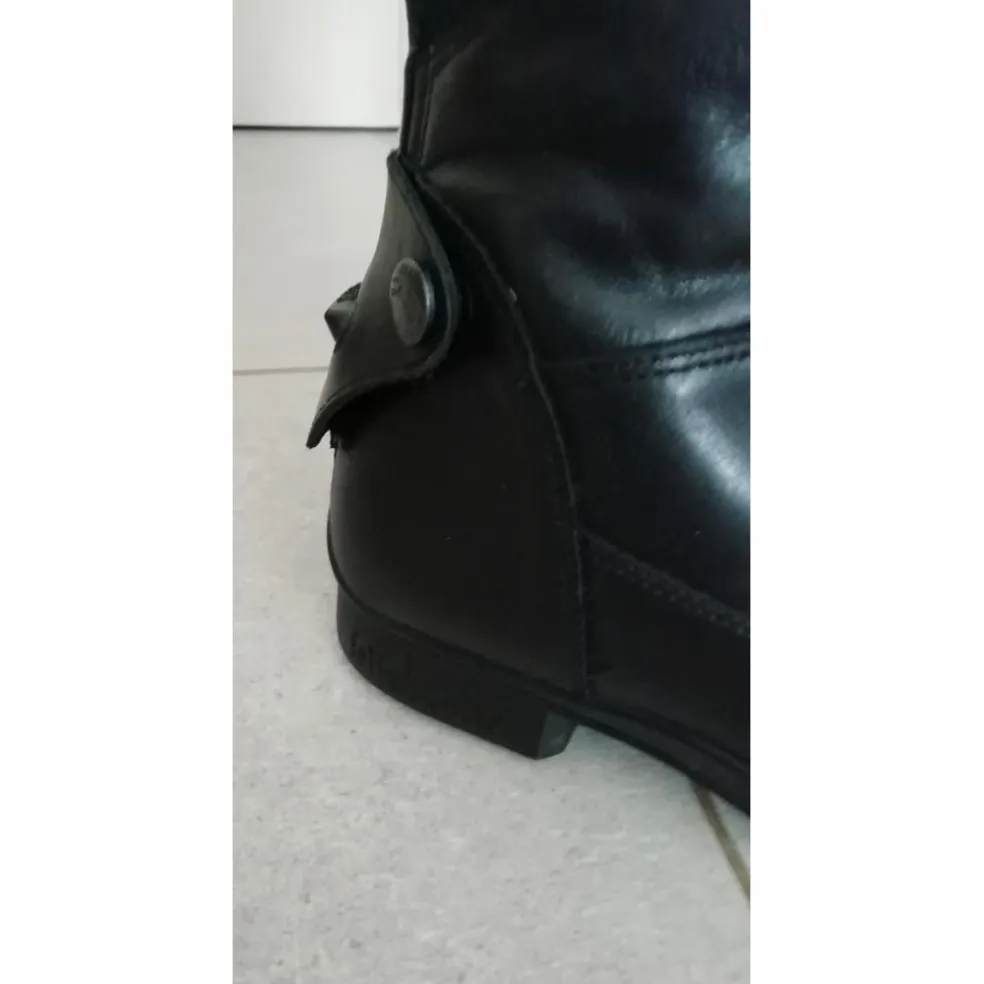 Bottes noires Félix Bühler 39 cuir