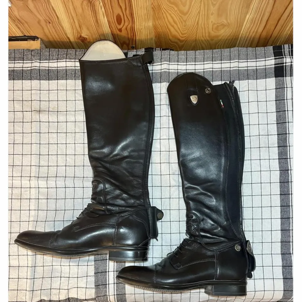Bottes tattini