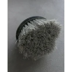Bouchon à poil dur