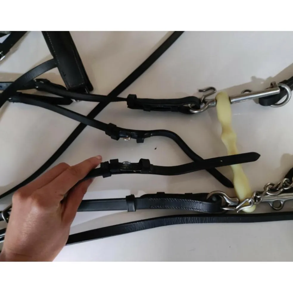 Bride cuir noir taille cheval