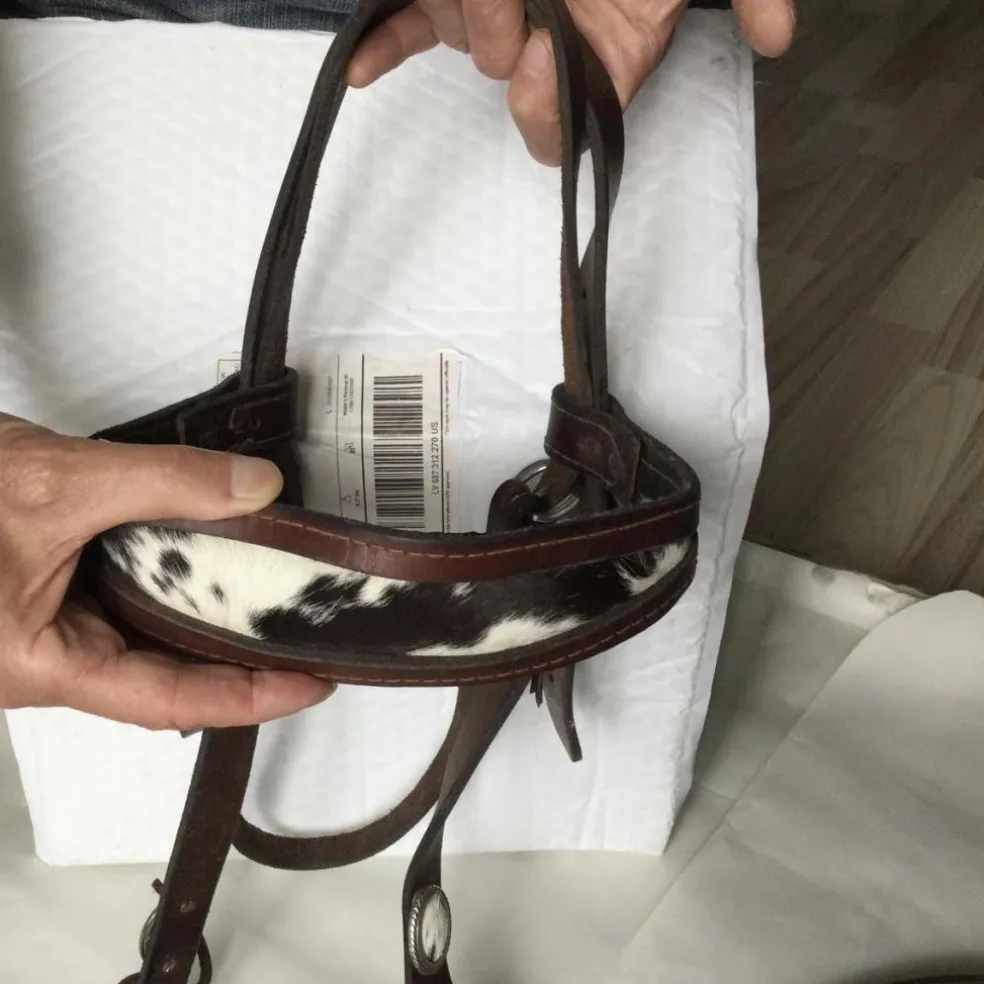 Bridon artisanale western avec peau de vache COBB
